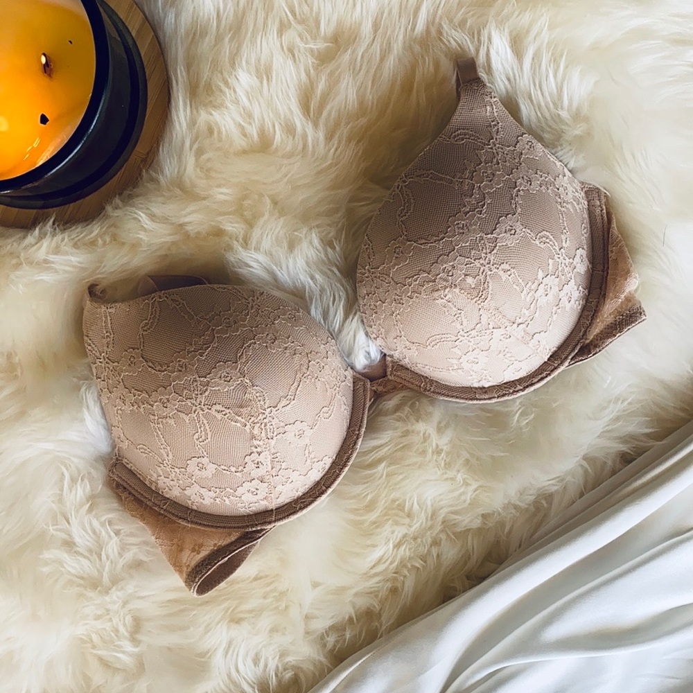 Victoria’s Secret 34C Push Up Bra, never worn